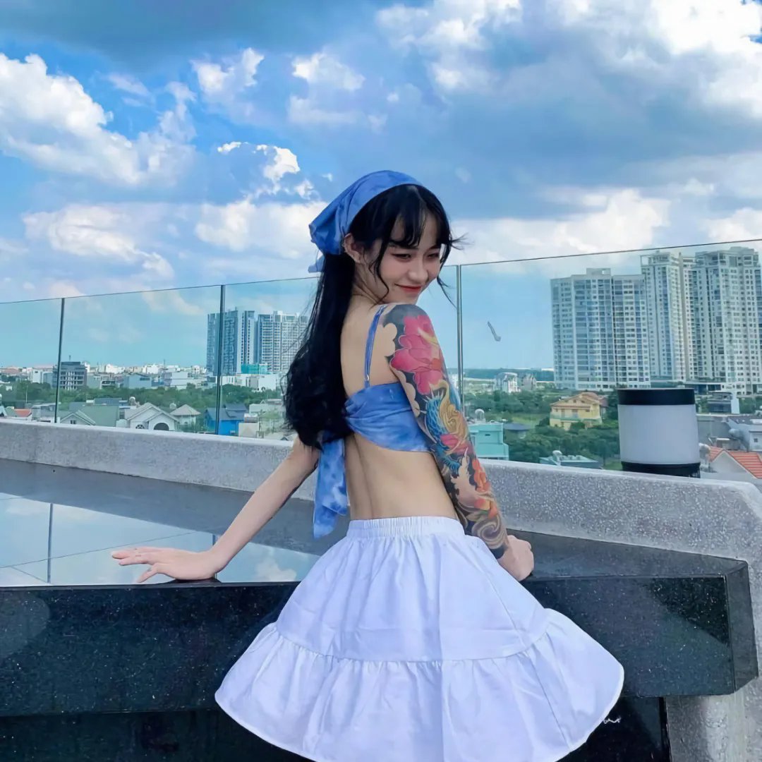 痞子校花变身记